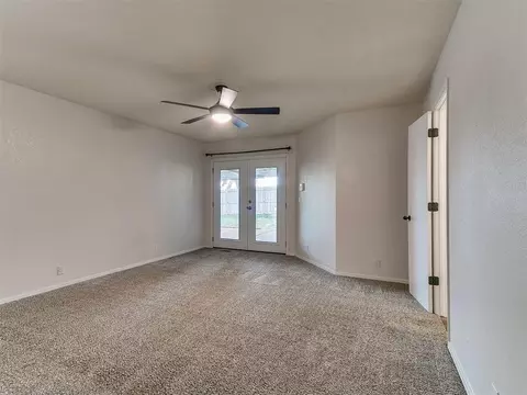 Bedroom - 2007 Ensey Ter, Mustang, OK 73064 photo 5 of 7