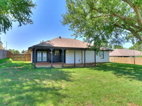 Other - 2007 Ensey Ter, Mustang, OK 73064 photo 4 of 4
