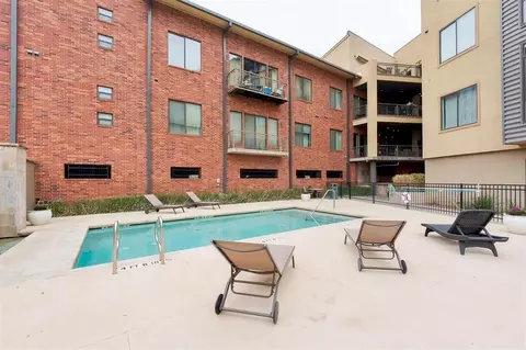 Exterior - 401 E Boyd St #307, Norman, OK 73069 photo 3 of 10