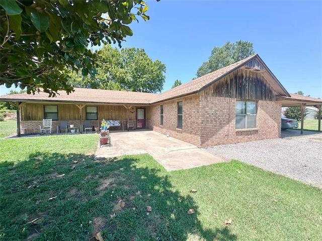 18306 Gaddy Rd, Shawnee, OK 74801