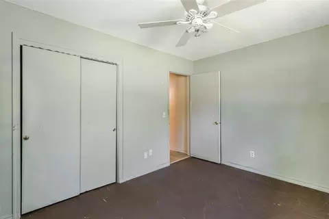 Bedroom - 708 E Lea Ter, Mustang, OK 73064 photo 6 of 6