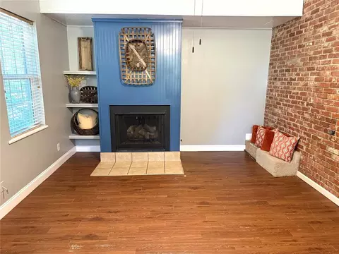 Living - 708 E Lea Ter, Mustang, OK 73064 photo 4 of 4