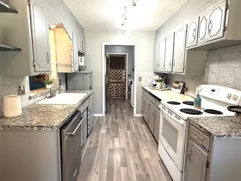 Kitchen - 708 E Lea Ter, Mustang, OK 73064 photo 1 of 3