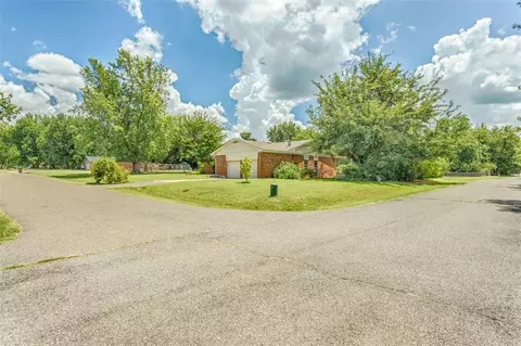 Other - 708 E Lea Ter, Mustang, OK 73064 photo 2 of 8