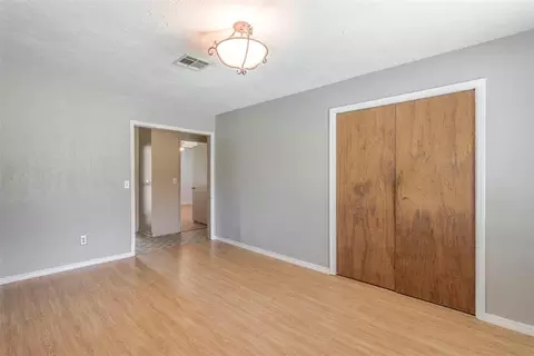 Other - 708 E Lea Ter, Mustang, OK 73064 photo 4 of 8