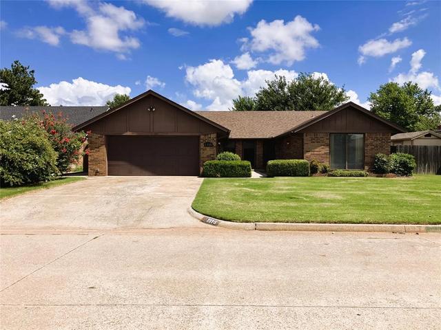1315 Saint Mathews Dr, Midwest City, OK 73110