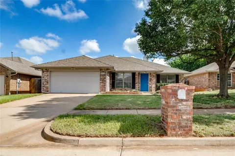 2101 Cedar Meadow Ln, Edmond, OK 73003