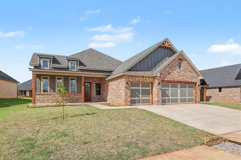 10349 SW 50th St, Mustang, OK 73064