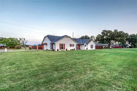 112 Clador Dr, Chandler, OK 74834