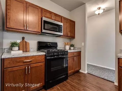 Kitchen - 5320 Nicole Dr, Tuttle, OK 73089 photo 2 of 3