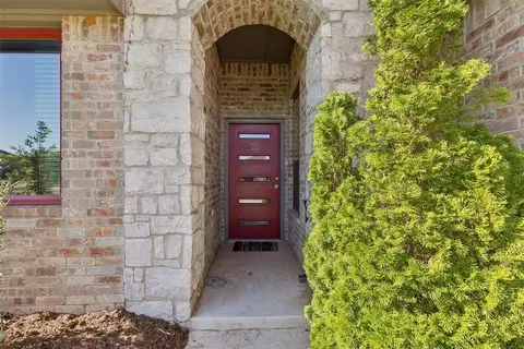 6116 Beverly Hills Dr, Edmond, OK 73034