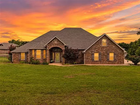 25325 Kody Ln, Purcell, OK 73080