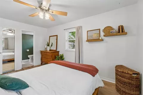 Bedroom - 723 E 27th Pl, Edmond, OK 73013 photo 3 of 5