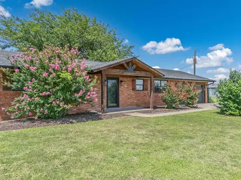 348706 E 1070 Rd, Prague, OK 74864 photo 2