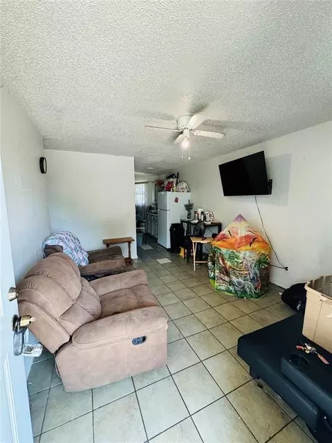 427 SE 17th St, Oklahoma City, OK 73129