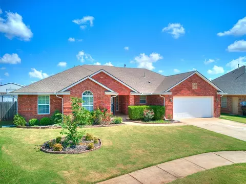 925 NE 30th St, Oklahoma City, OK 73160