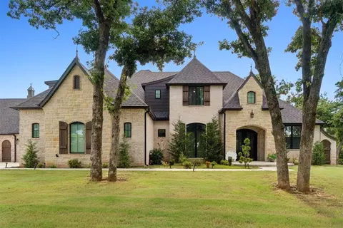 16289 Vernon Cir, Newalla, OK 74857