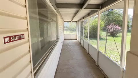 615 W 1st St, Edmond, OK 73003