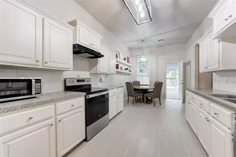 Kitchen - 1208 Melisa Dr, Norman, OK 73071 photo 4 of 4