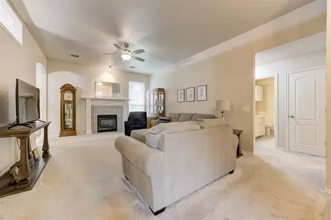 Living - 1208 Melisa Dr, Norman, OK 73071 photo 1 of 3