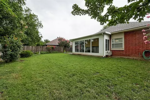 Exterior - 1208 Melisa Dr, Norman, OK 73071 photo 6 of 6