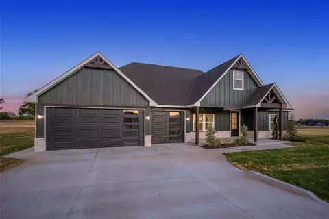2451 Wind River Cir, Blanchard, OK 73010