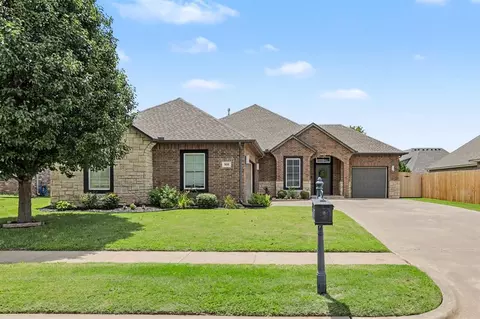 908 NW 186th St, Edmond, OK 73012