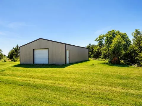 11573 Ward Rd, Edmond, OK 73034 photo 9