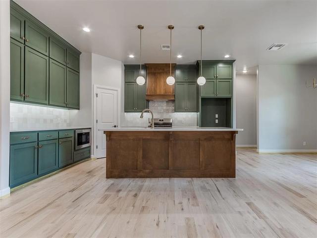 9328 SW 42nd St, Oklahoma City, OK 73179