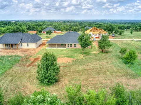 View/Area - 1978 Cattle Dr, Guthrie, OK 73044 photo 2 of 4