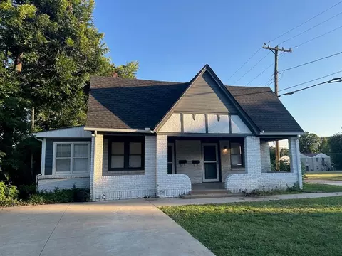 726 NW 25th St, Oklahoma City, OK 73103