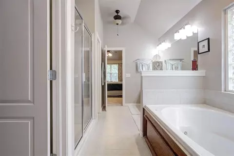 Entry Way - 2113 Pine View Ter, Edmond, OK 73003 photo 2 of 4
