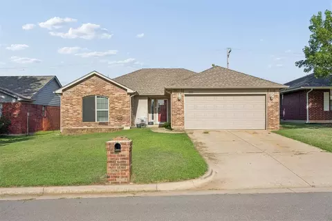 309 Bradgate Dr, Yukon, OK 73099