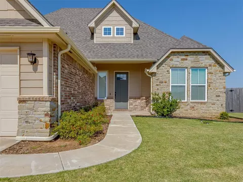 509 Carlow Way, Yukon, OK 73099