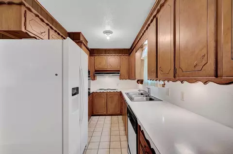 202 E Park St, Mcloud, OK 74851 photo 17