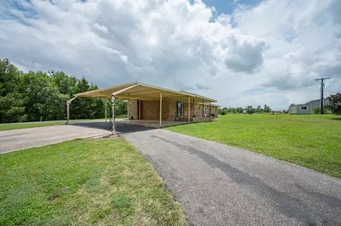 202 E Park St, Mcloud, OK 74851 photo 3