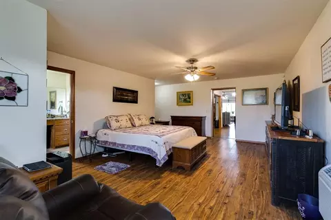 Bedroom - 6400 Etowah Rd, Noble, OK 73068 photo 2 of 6
