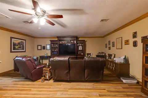 Living - 6400 Etowah Rd, Noble, OK 73068 photo 7 of 7