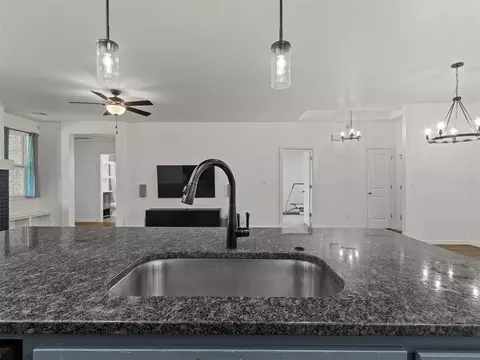 Kitchen - 2429 Creekview Dr, Moore, OK 73160 photo 6 of 6