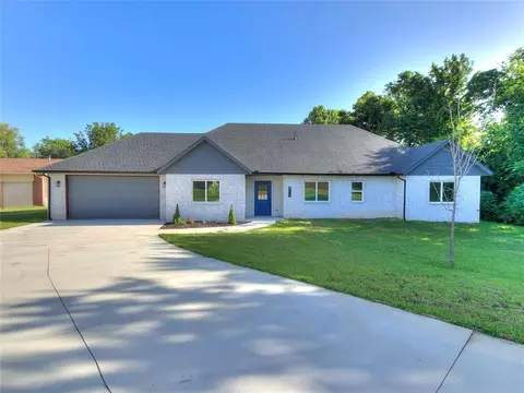 9717 NE 10th St, Oklahoma City, OK 73130