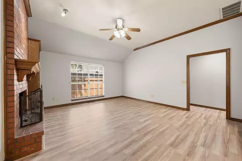 4104 Devon Dr, Edmond, OK 73034 photo 8