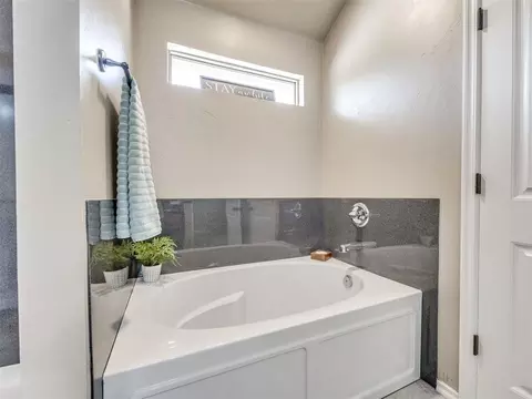 3222 E Simmons Rd, Edmond, OK 73034 photo 27