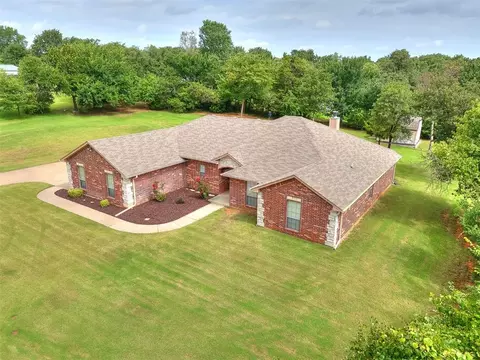3222 E Simmons Rd, Edmond, OK 73034 photo 4