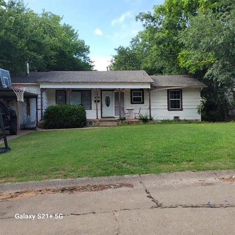 929 Crabtree Cv, Midwest City, OK 73110