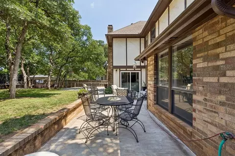 Exterior - 3822 Marked Tree Dr, Edmond, OK 73013 photo 6 of 8