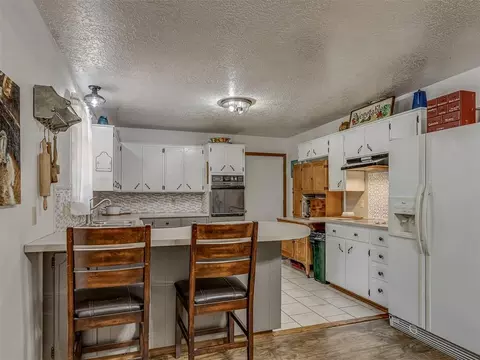 Kitchen - 16767 Blanton View Ave, Wayne, OK 73095 photo 4 of 4