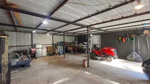 Undisclosed, Ada, OK 74820 photo 36