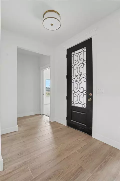Entry Way - 5 Old Glory Ave, Altus, OK 73521 photo 1 of 4