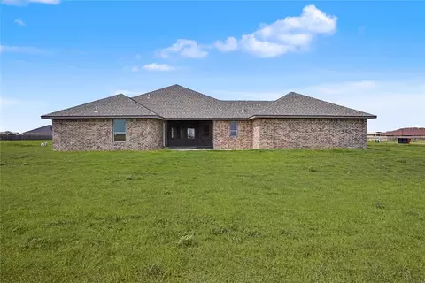 Exterior - 5 Old Glory Ave, Altus, OK 73521 photo 5 of 6
