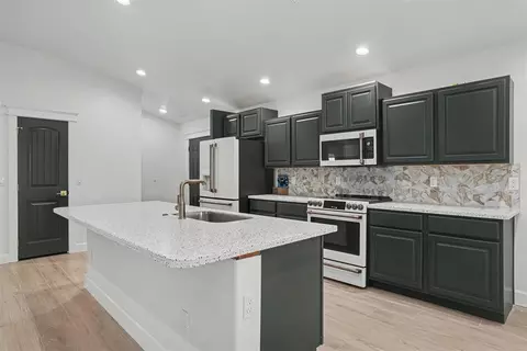 Kitchen - 5 Old Glory Ave, Altus, OK 73521 photo 1 of 4